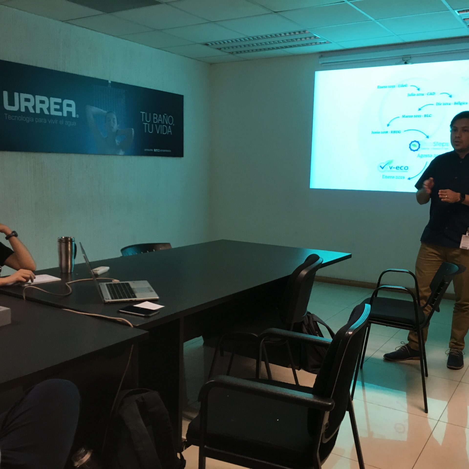 86B654A8-AD92-447D-8454-A45BBF22A0C4